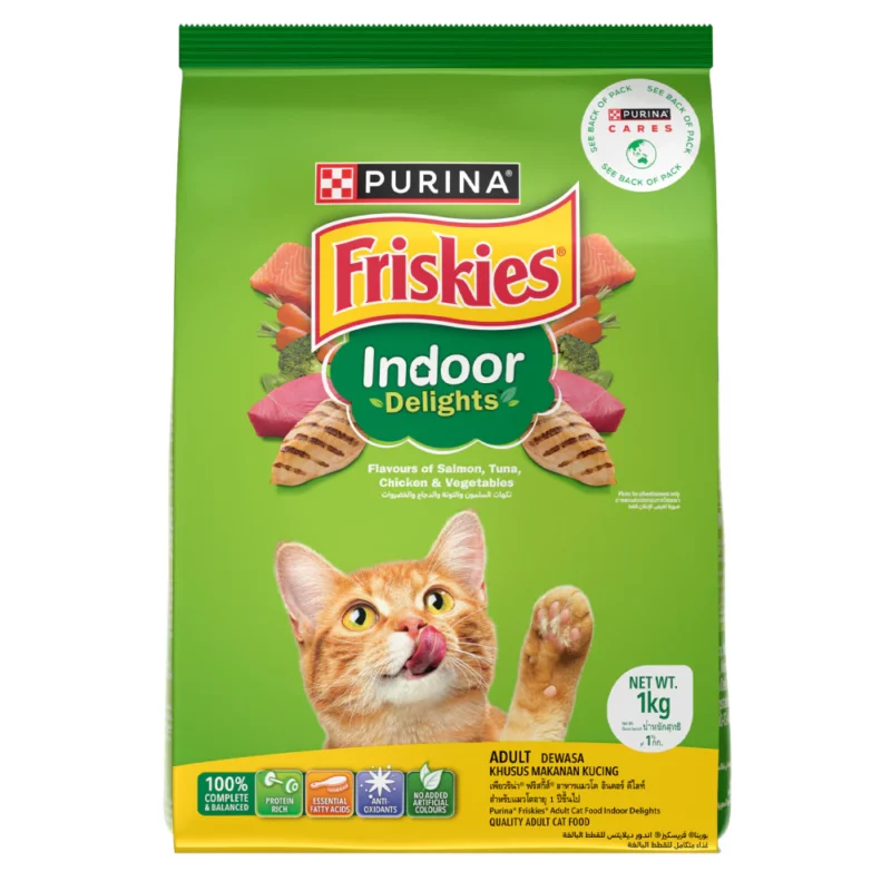Friskies Indoor Delights Adult Dry Cat Food – made with Chicken, Salmon, Tuna and Vegetables