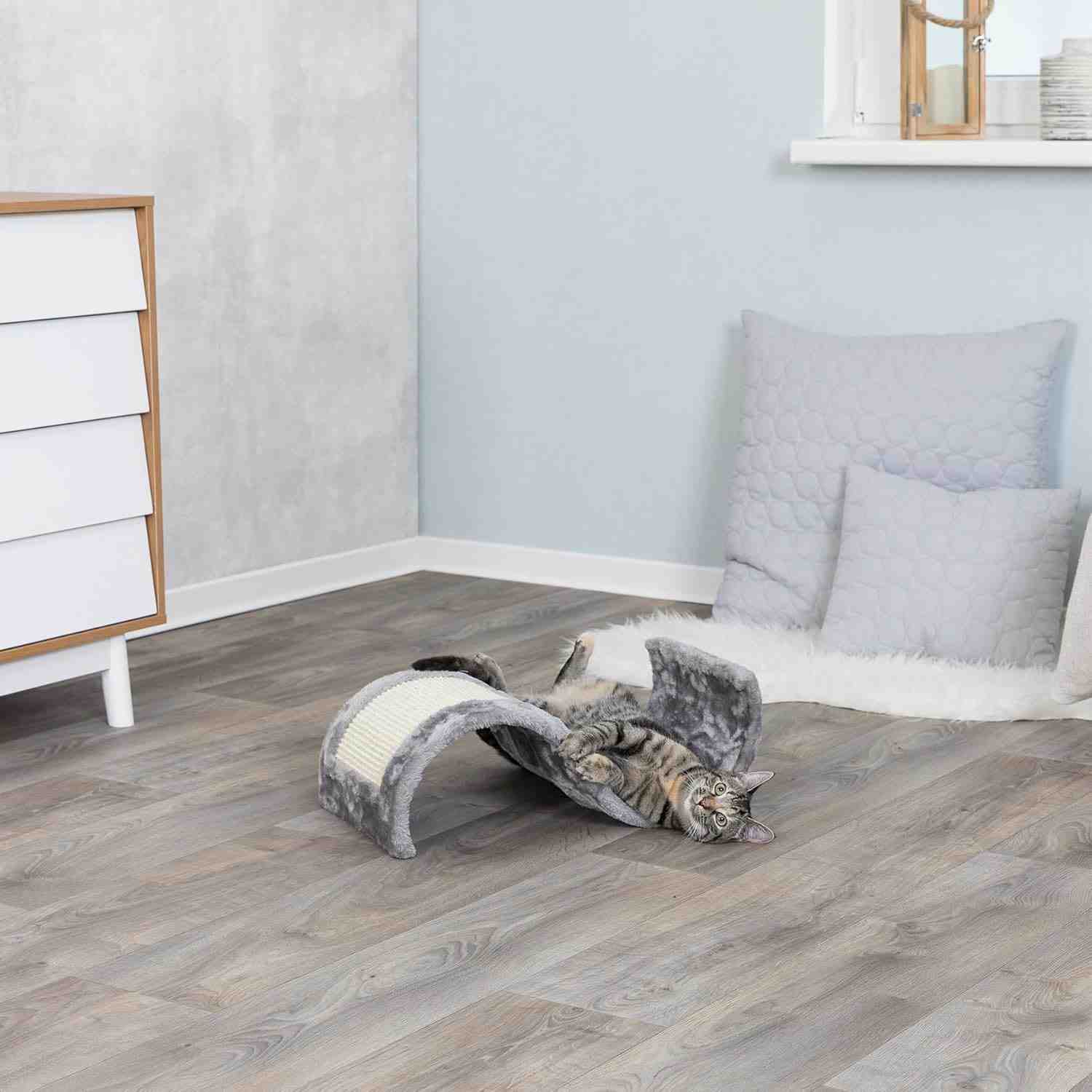 bQy6K8qoR-Trixie-Wavy-Scratching-Board-Wave-for-Cats.jpeg Trixie Wavy Scratching Board Wave for Cats - Image 1